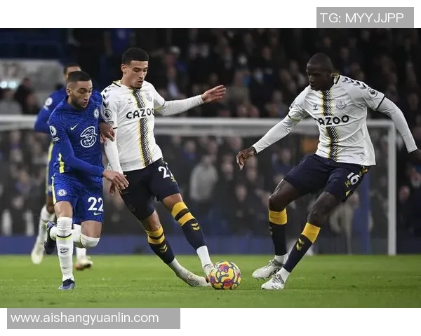 埃弗顿迎战阿波罗期待精彩对决双方球员全力以赴争夺胜利荣耀 埃弗顿迎战阿波罗期待精彩对决双方球员全力以赴争夺胜利荣耀